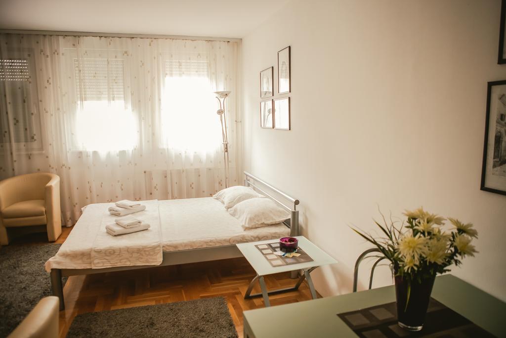Apartment Stela Belgrad Zewnętrze zdjęcie